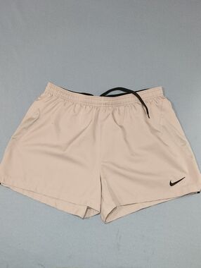 Nike Women’s Light Gray Drifit Shorts. Size Medium.
